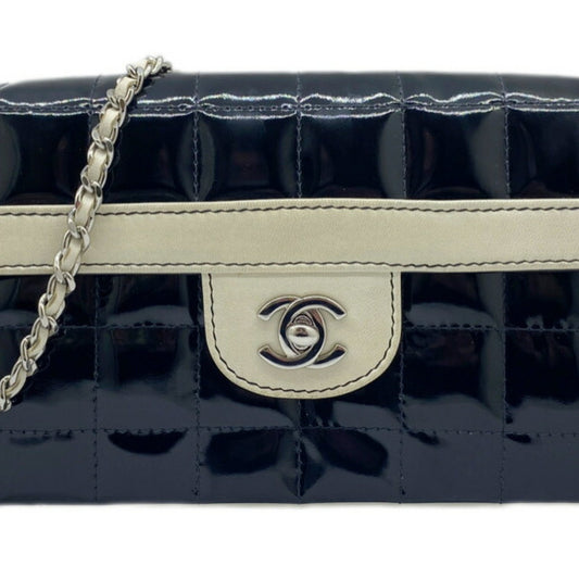 Chanel Chocolate Bar Patent Leather Shoulder Bag