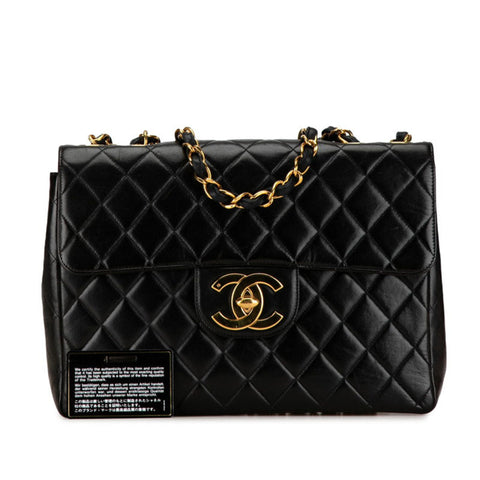 Chanel Timeless/Classique Leather Shoulder Bag