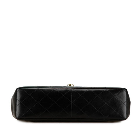 Chanel Timeless/Classique Leather Shoulder Bag