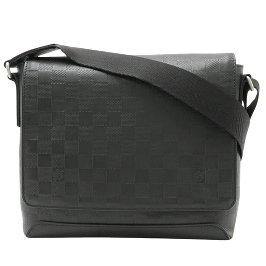 Louis Vuitton District Leather Shoulder Bag