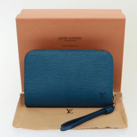 Louis Vuitton Pochette Leather Clutch