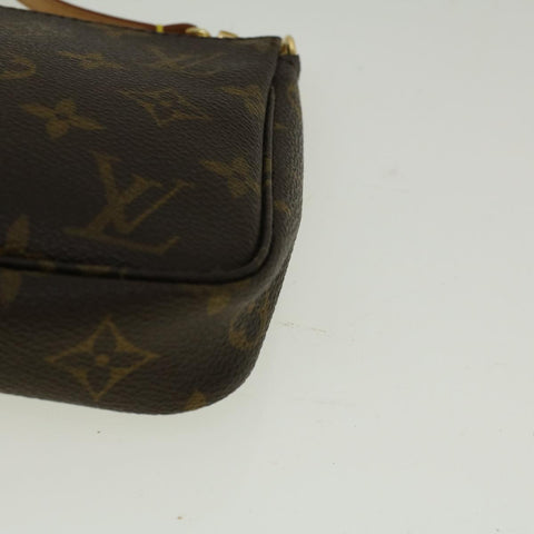 Louis Vuitton Pochette Accessoire Canvas Clutch