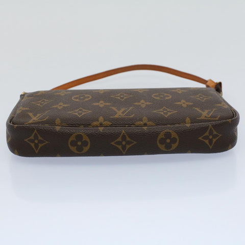 Louis Vuitton Pochette Accessoire Canvas Clutch